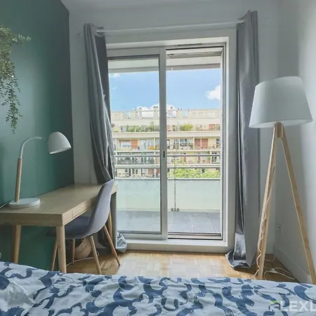 Flexliving - - Remusat * Paris